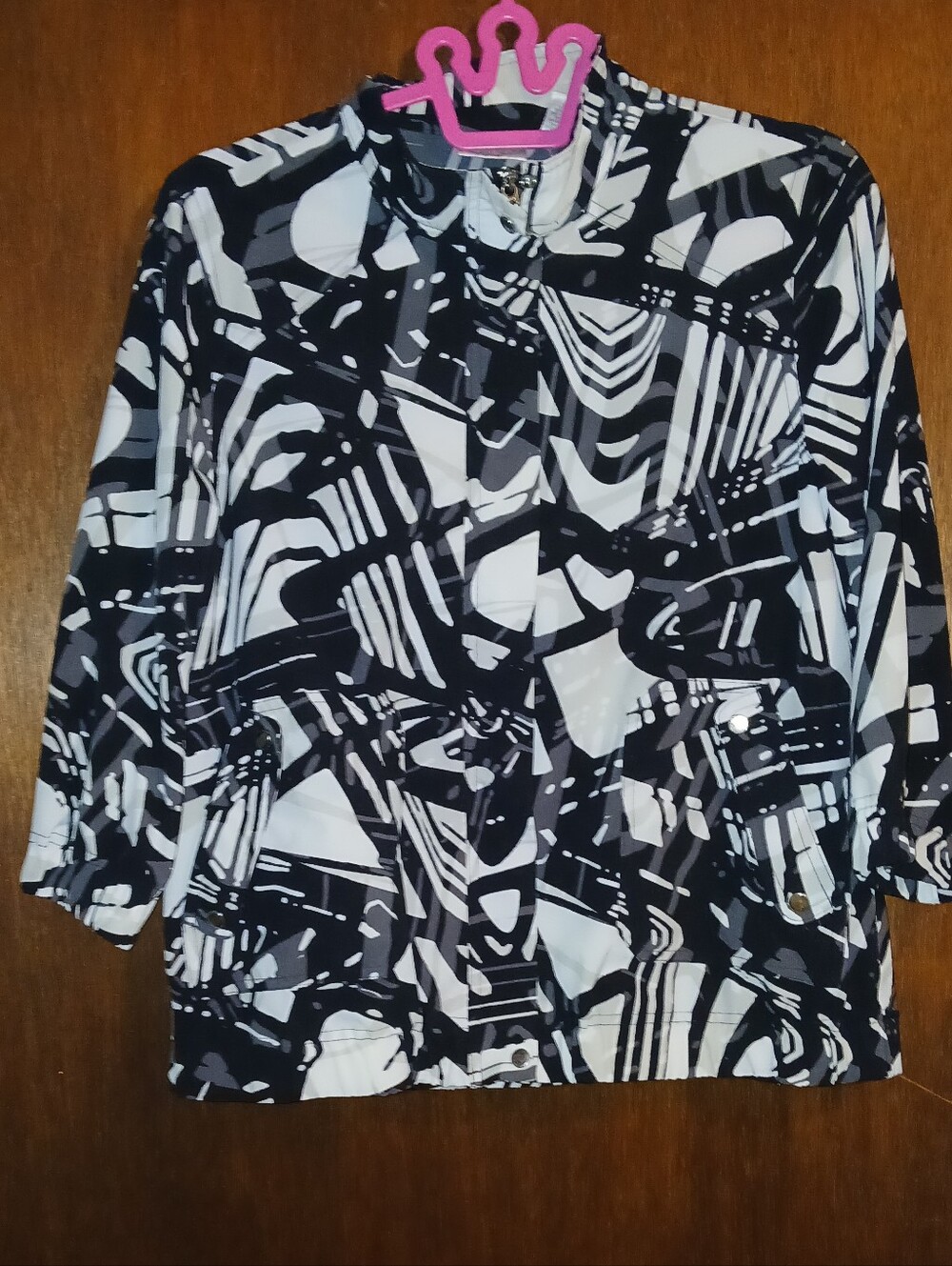 Zenergy by Chico's 0/XL Black & White Abstract Print Zip-Up Windbreaker